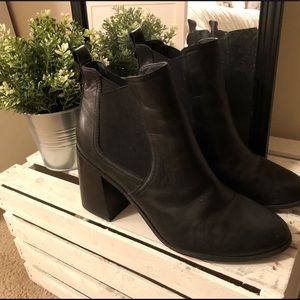 BP Black Flare-Heels